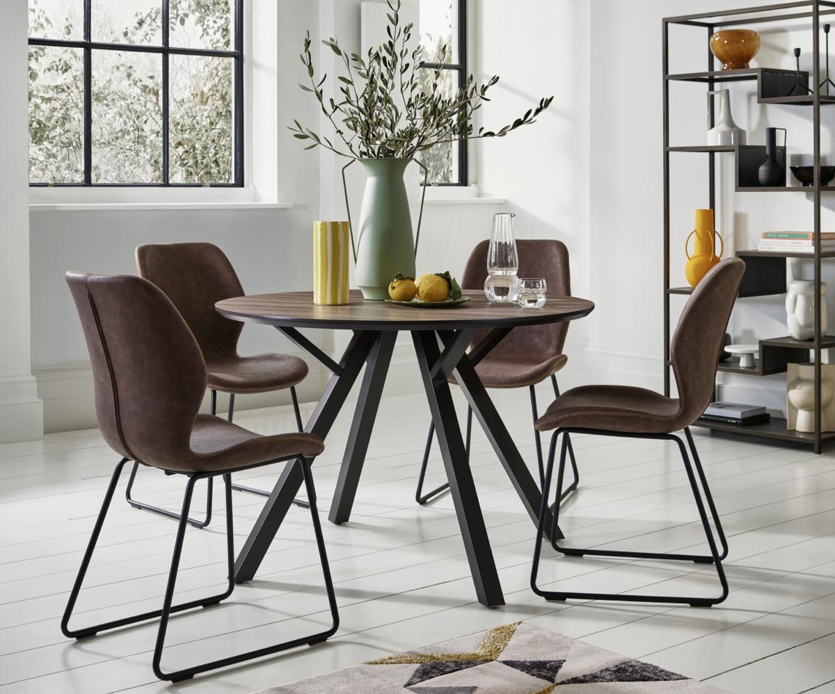 Pedro round dining table
